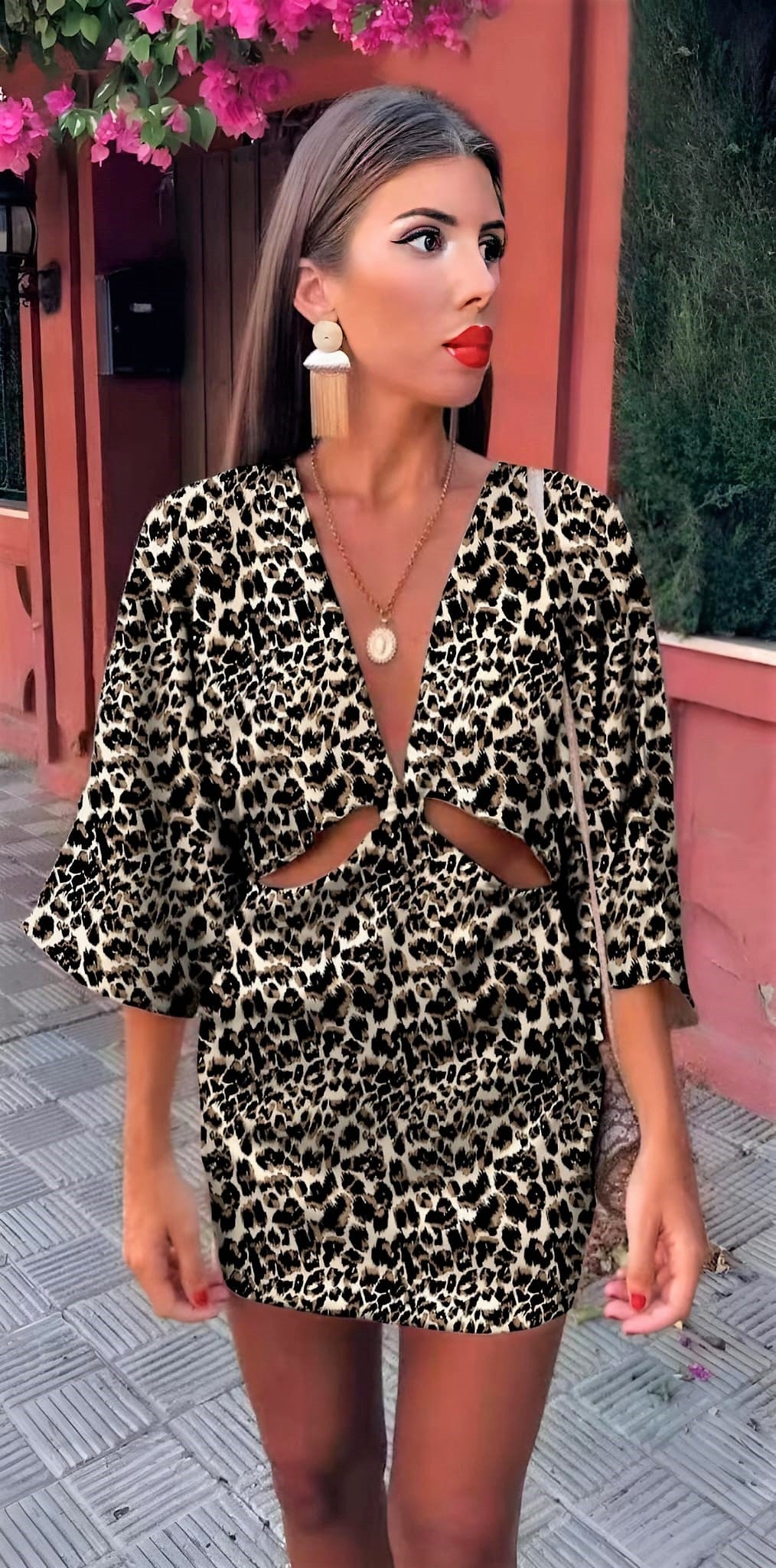 Vestito Donna Tubino Cut Out Scollo V Fantasia Leopardata Manica Ampia Sensuale Elegante - LE STYLE DE PARIS